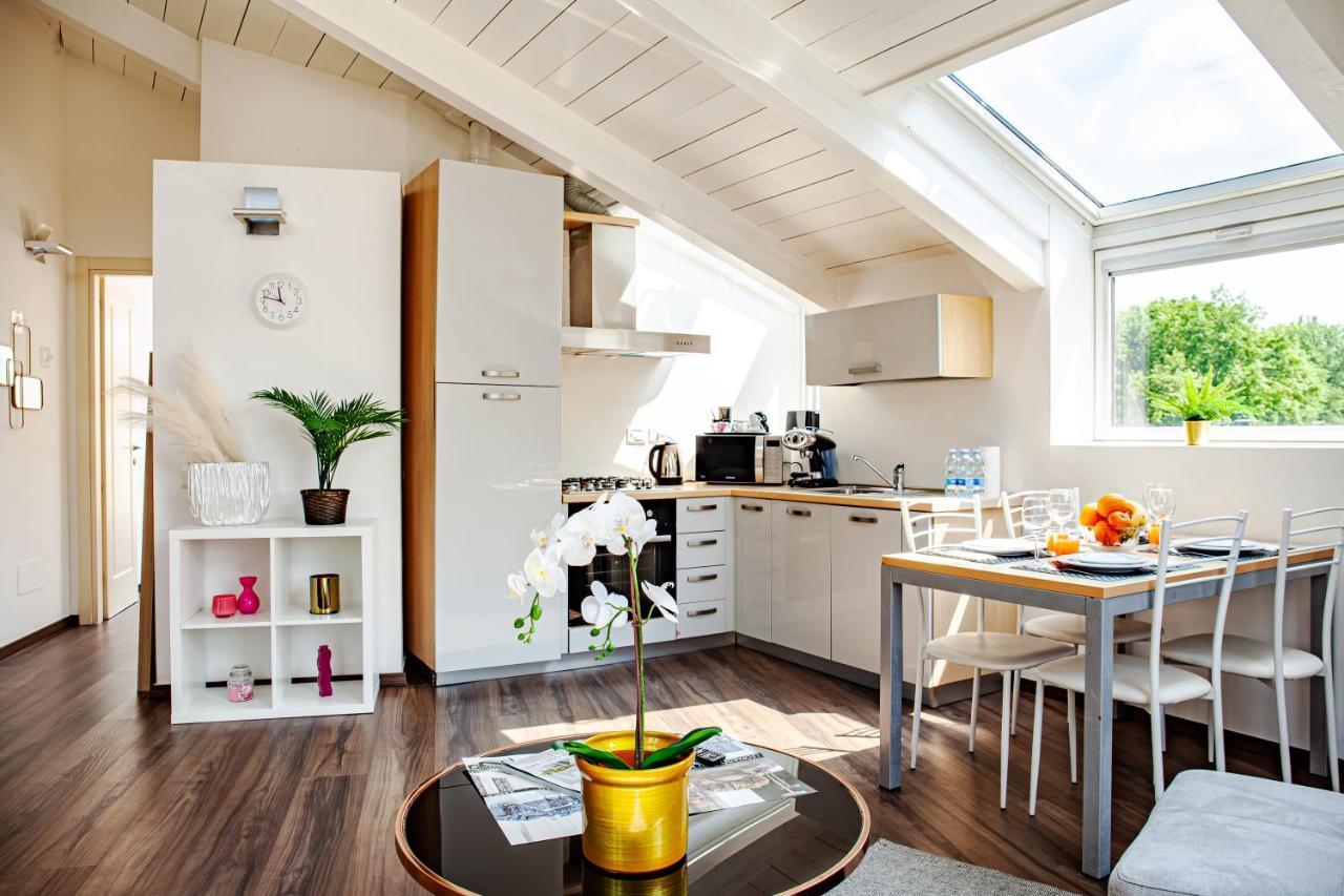 Apartmán Sunshine Raggio Di Sole Milán Exteriér fotografie